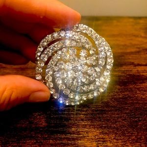 Sparkly rhinestone brooch